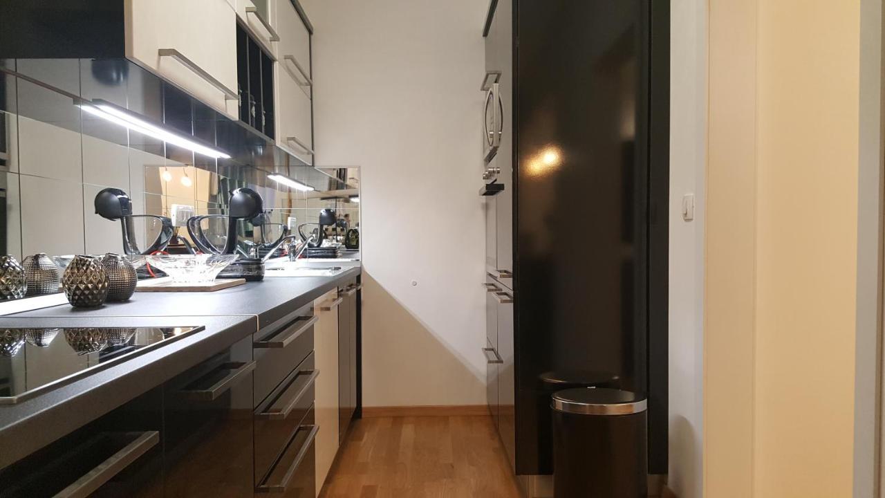 E&E Apartments 4* Arena Stozice Λιουμπλιάνα Εξωτερικό φωτογραφία
