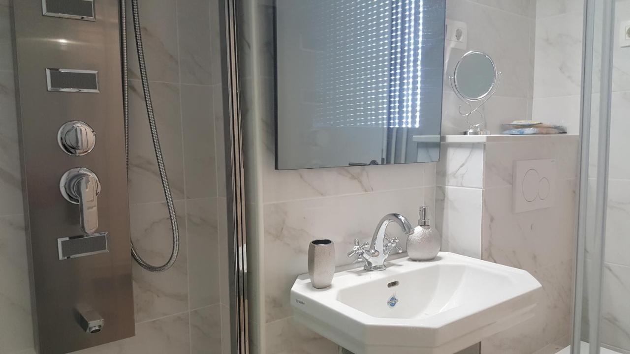 E&E Apartments 4* Arena Stozice Λιουμπλιάνα Εξωτερικό φωτογραφία